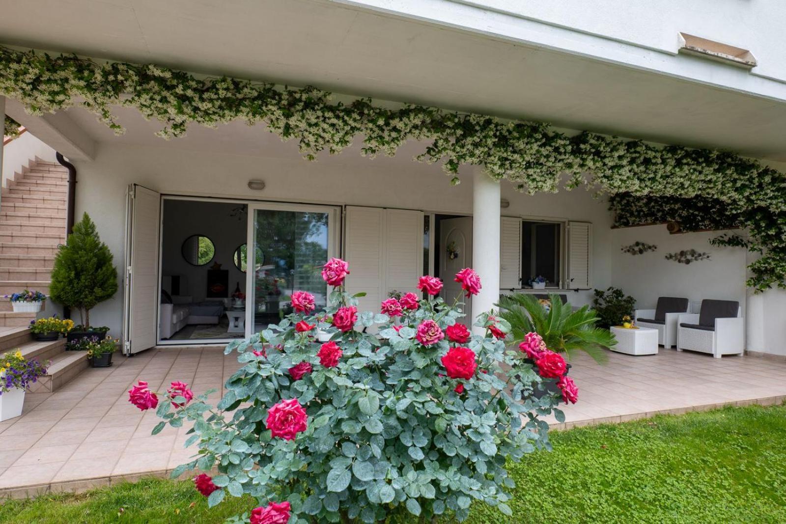 Parco Delle Rose Villa Sulmona Exterior foto